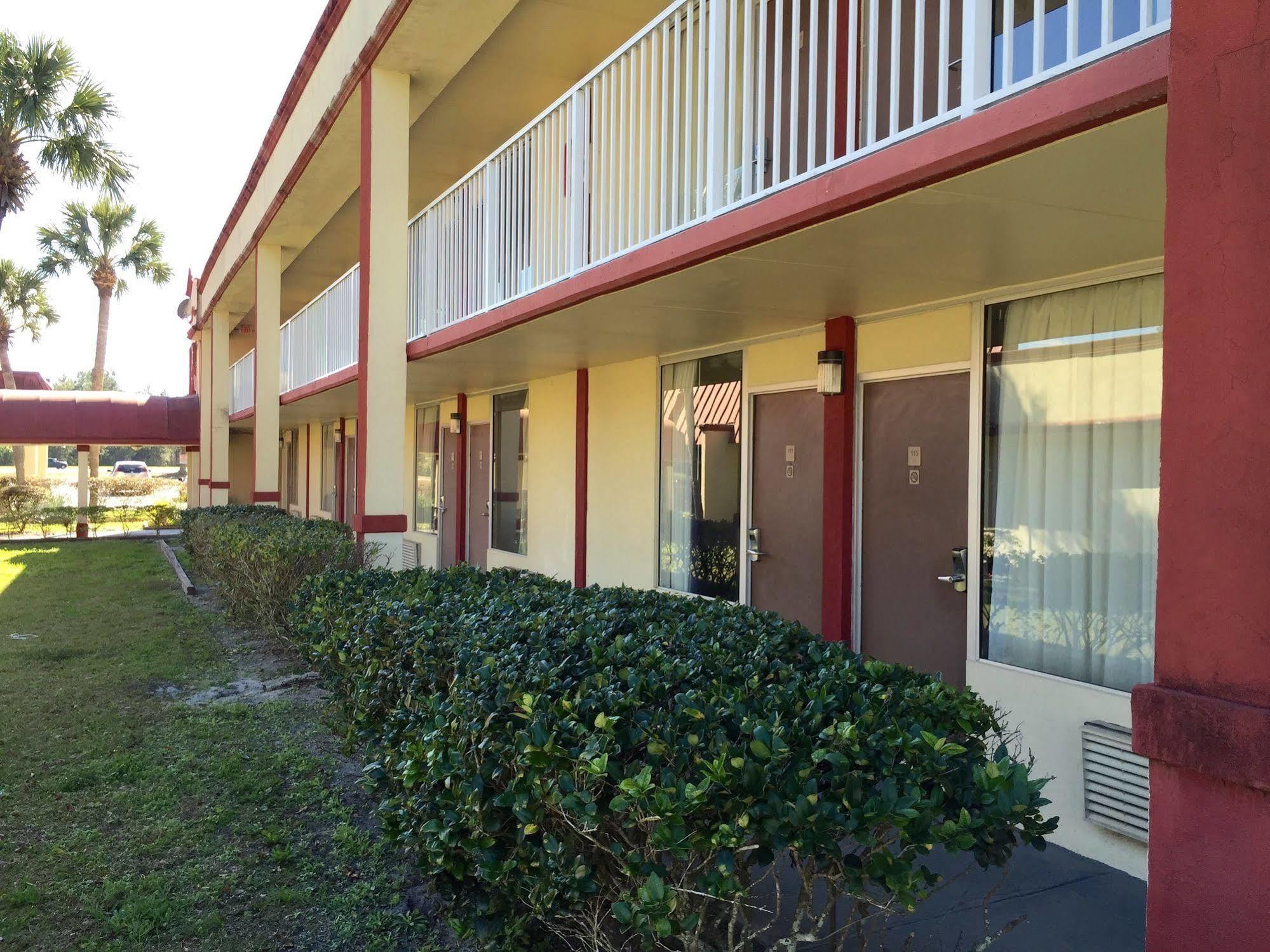 Budget Inn Of Deland Exterior foto